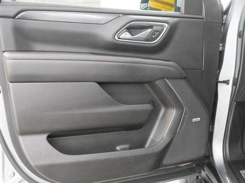 Used 2023 Chevrolet Suburban RST w/ Luxury Package AWD/4WD image 20
