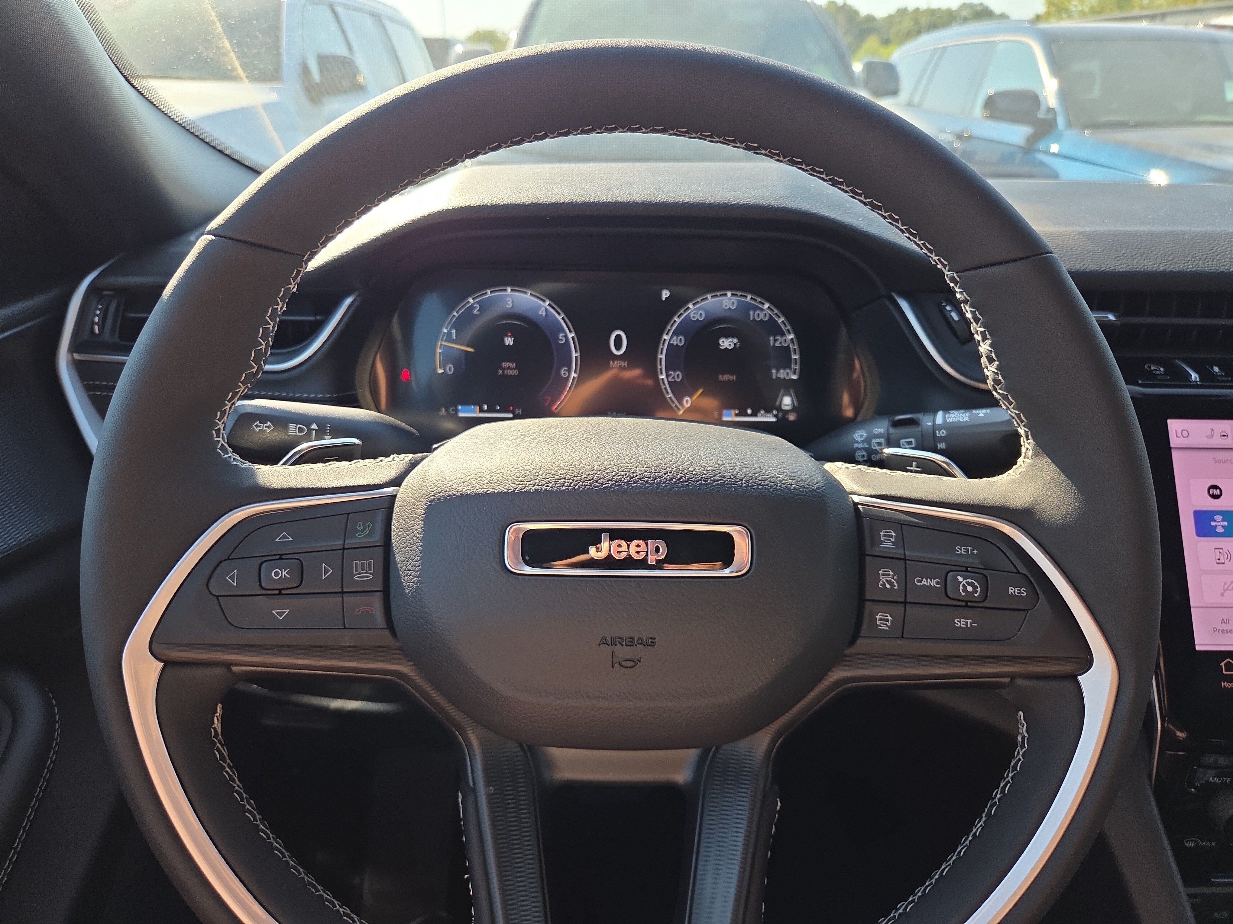 New 2027 Jeep Grand Cherokee Laredo X AWD/4WD image 9