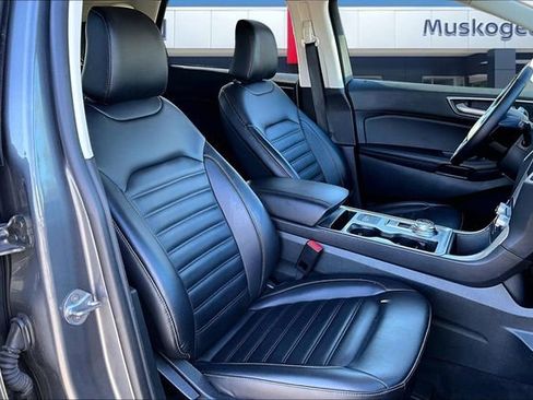 Used 2024 Ford Edge SEL image 26