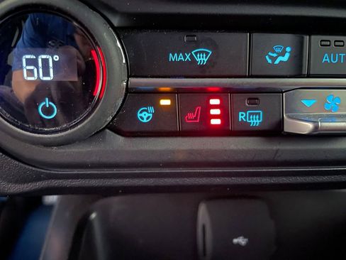 Used 2022 Buick Encore GX Preferred w/ Cold Weather Comfort Package image 20