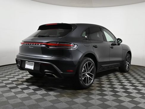 Used 2026 Porsche Macan AWD/4WD image 7
