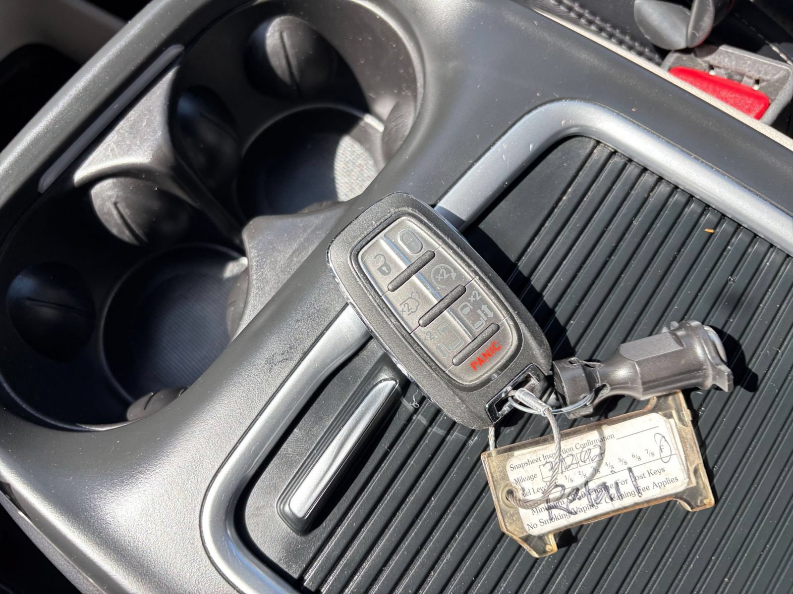 Used 2024 Chrysler Pacifica Touring-L FWD image 20