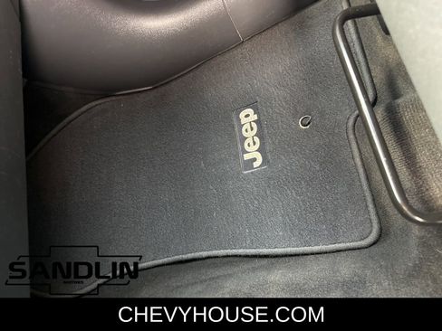 Used 2017 Jeep Patriot Latitude image 16