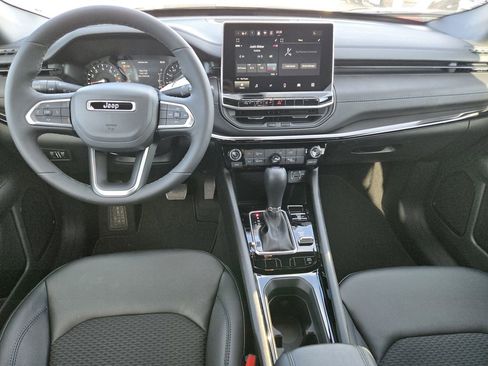 New 2026 Jeep Compass Latitude AWD/4WD image 13