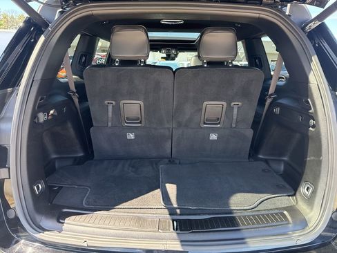 Certified 2025 Jeep Grand Cherokee L Limited w/ Black Appearance Package AWD/4WD image 28