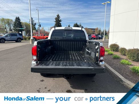 Used 2021 Toyota Tacoma SR5 image 19