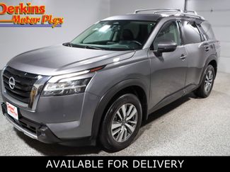 Used 2022 Nissan Pathfinder SL video 1