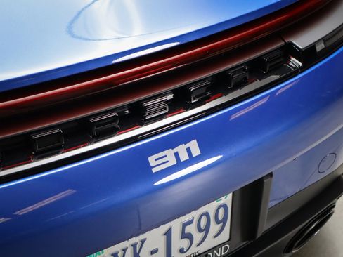 Certified 2026 Porsche 911 Carrera T RWD image 9