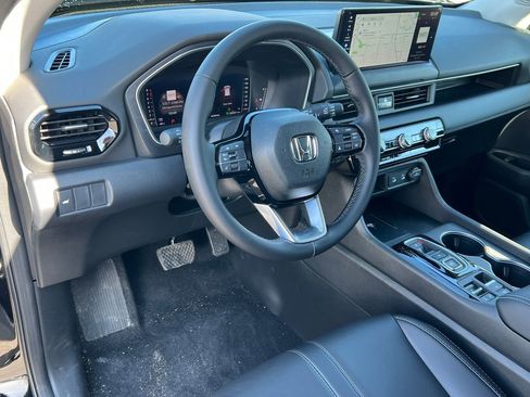 New 2026 Honda Pilot Touring image 19