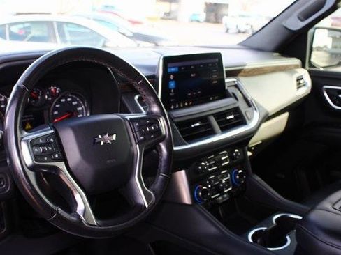 Used 2021 Chevrolet Tahoe Z71 w/ Z71 Signature Package image 5