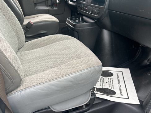 Used 2020 Chevrolet Express 2500 w/ Driver Convenience Package image 19