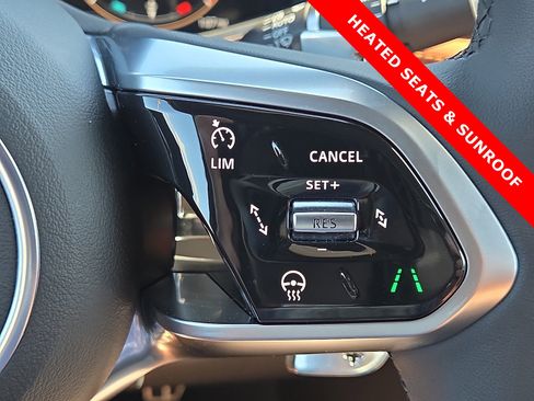 Used 2024 Jaguar XF R-Dynamic SE image 22