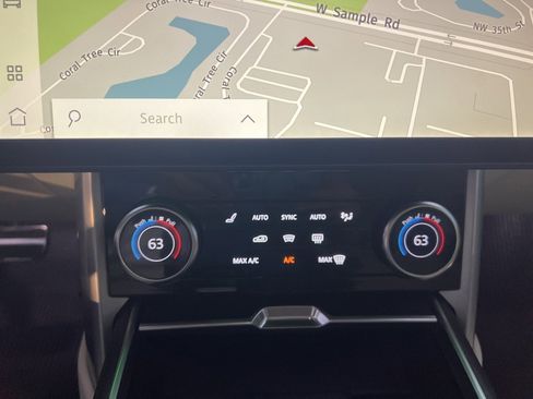 Used 2023 Land Rover Range Rover SE image 81