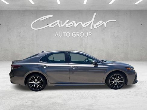 Used 2023 Toyota Camry SE FWD image 21
