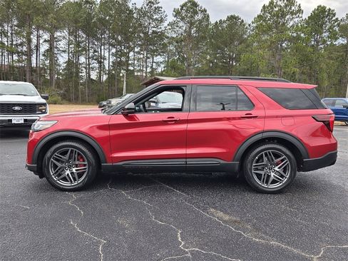 New 2026 Ford Explorer ST w/ Sun And Sound Package image 4