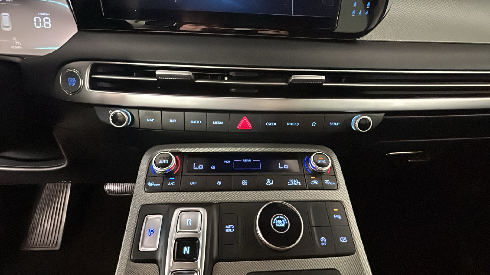 Used 2025 Hyundai Palisade SEL FWD image 25