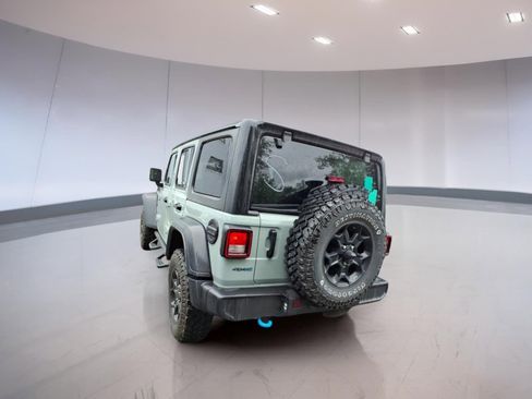Used 2023 Jeep Wrangler Unlimited w/ Cold Weather Group AWD/4WD image 3
