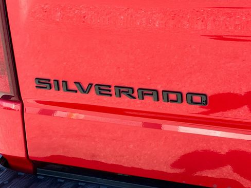 Used 2023 Chevrolet Silverado 1500 Custom w/ LPO, Dark Essentials Package RWD image 35