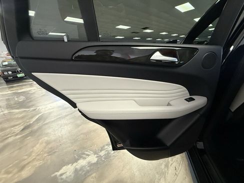 Used 2017 Mercedes-Benz GLE 43 AMG 4MATIC Coupe w/ Premium 2 Package image 29