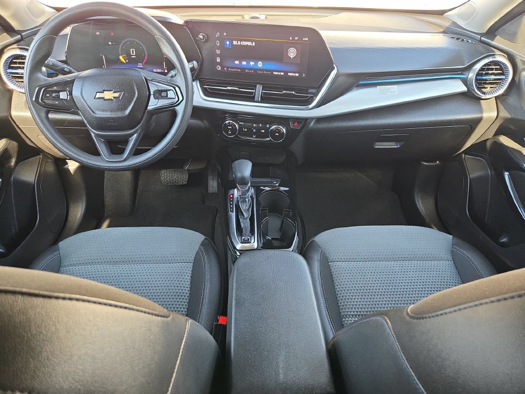 Used 2026 Chevrolet Trax LT FWD image 26