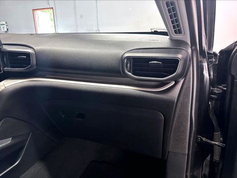 Used 2021 Ford Explorer XLT w/ Equipment Group 202A RWD image 17
