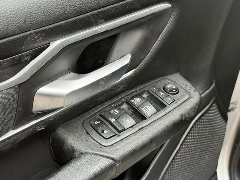 Used 2020 RAM 1500 Big Horn AWD/4WD image 12
