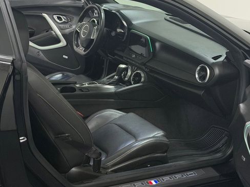 Used 2016 Chevrolet Camaro SS RWD image 10