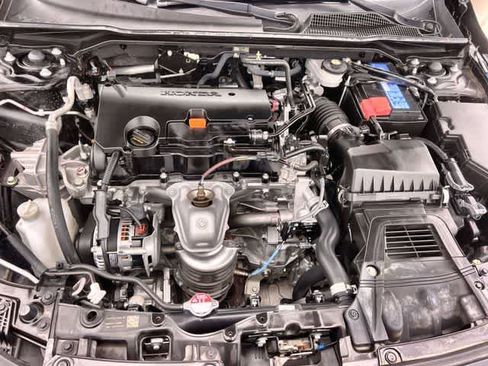 Used 2024 Honda Civic Sport image 10