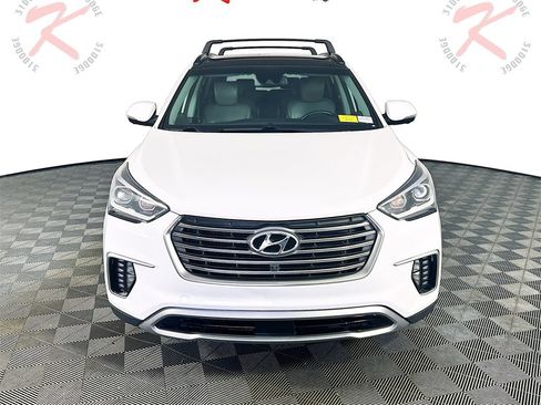Used 2017 Hyundai Santa Fe Limited image 2