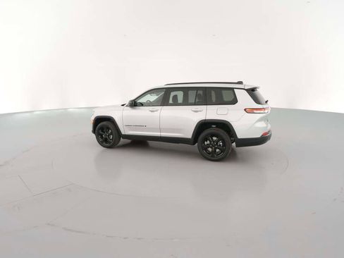 New 2025 Jeep Grand Cherokee L Limited w/ Black Appearance Package image 7