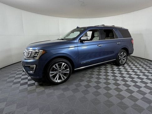 Used 2020 Ford Expedition Platinum image 2