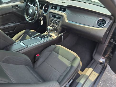 Used 2010 Ford Mustang GT RWD image 24
