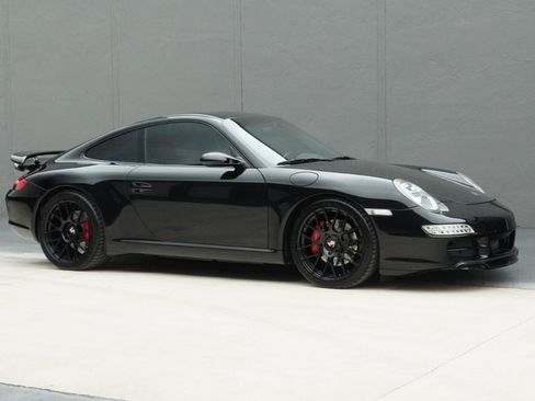 Used 2006 Porsche 911 Carrera S RWD image 3