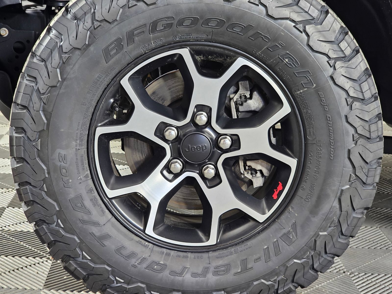 Used 2021 Jeep Wrangler Unlimited Rubicon w/ LED Lighting Group AWD/4WD image 37