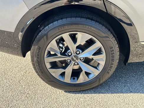 Used 2024 Kia Sportage SX Prestige image 17