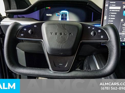 Used 2022 Tesla Model X Plaid image 23