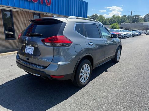 Used 2017 Nissan Rogue SV AWD/4WD image 11