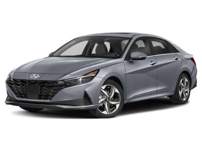 Certified 2022 Hyundai Elantra Limited w/ Preferred Accessory Package