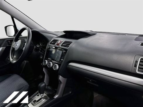 Used 2016 Subaru Forester 2.5i Premium AWD/4WD image 30