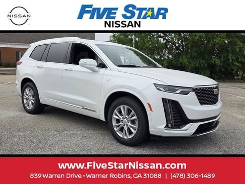 Used 2023 Cadillac XT6 Luxury image 1