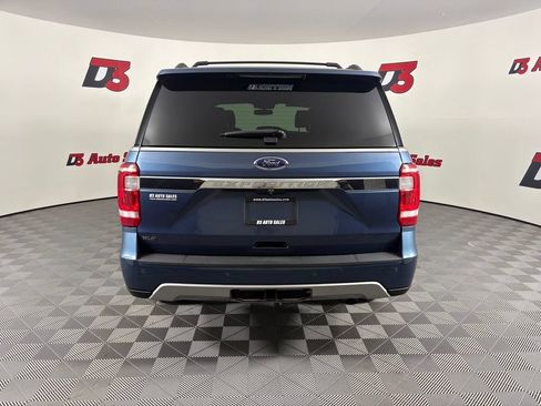 Used 2018 Ford Expedition XLT w/ Equipment Group 202A RWD image 6