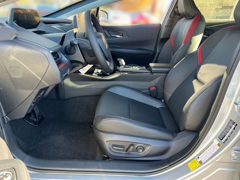 New 2026 Toyota Prius Plug-In Hybrid image 7