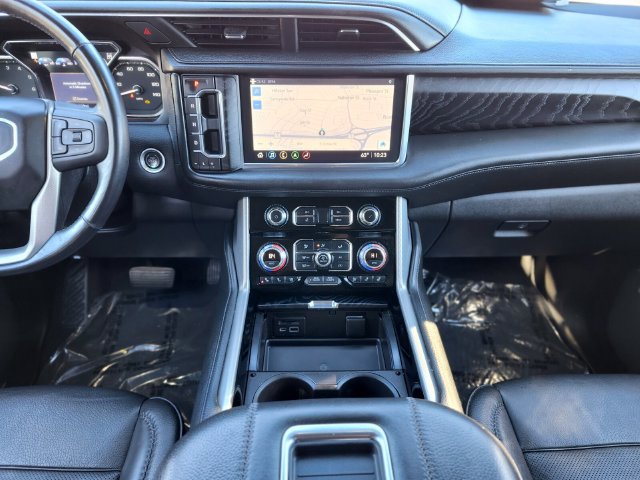 Used 2021 GMC Yukon Denali w/ Denali Ultimate Package AWD/4WD image 14