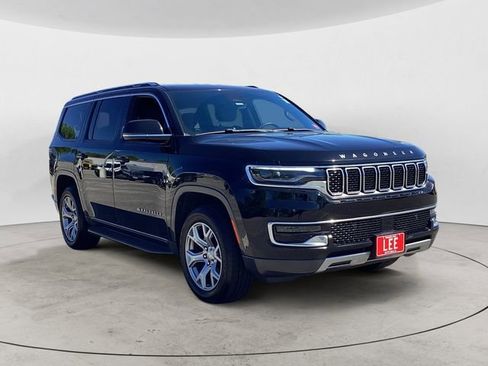 Used 2022 Jeep Wagoneer Series II AWD/4WD image 7
