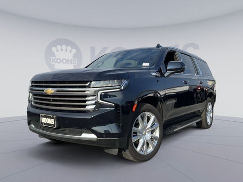 Used 2022 Chevrolet Suburban High Country w/ Max Trailering Package AWD/4WD image 1