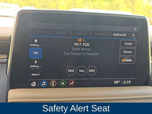 Used 2021 Chevrolet Tahoe Premier AWD/4WD image 34