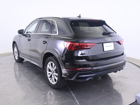 Used 2021 Audi Q3 2.0T Premium w/ Convenience Package AWD/4WD image 3