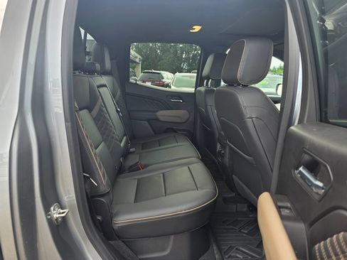 Used 2024 GMC Canyon Denali AWD/4WD image 24