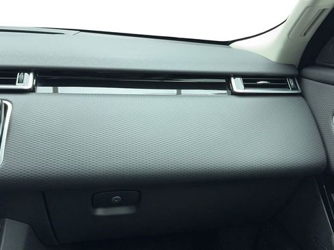 Used 2023 Land Rover Range Rover Velar S image 21