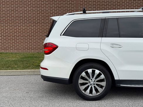 Used 2017 Mercedes-Benz GLS 450 4MATIC image 16